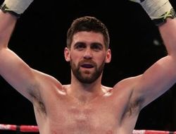 фото - Британия: Филдинг досрочно побил африканца, Маррей и Флэнеган тоже победили