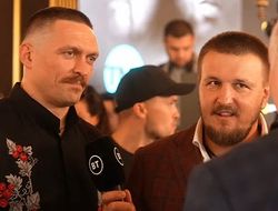 фото - Александр Усик: «Мне запрещали, но я копировал Насима Хамеда»