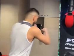 фото - Топурия и Двалишвили сошлись в битве на автомате-силомере. Есть видео и результаты