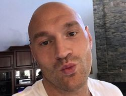 фото - Фьюри: Женщины без ума от меня, думают — это кто такой, Брэд Питт? Клуни?