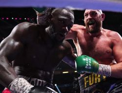 фото - Не Усик. Арум озвучил имена двух кандидатов в соперники Фьюри