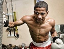 фото - Победителя боя Флэнеган–Петров обязали драться с Вердехо