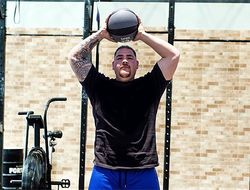 фото - Энди Энди Руис — о бое Ломаченко-Лопес: Теофимо может победить