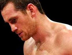 фото - Прайс опять с травмой, выступить в июне не получится