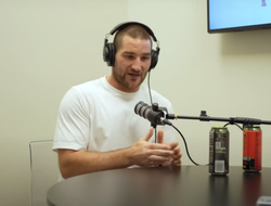 фото - Потому что я — дешёвка! Откровенный и мощный спич чемпиона UFC