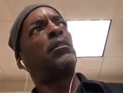 фото - Смешная реакция рефери на комбинацию Ломаченко по Комми: видео