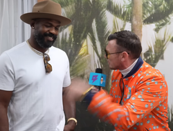 фото - Джонс назвал победителя боя Хилл-Прохазка