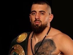 фото - У Чарра новый соперник: он наел за пандемию 10 кг и быстро влетел середняку