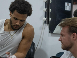 фото - Итаума сразится с экс-соперником Кличко, Станёнис удивил выбором промоутера