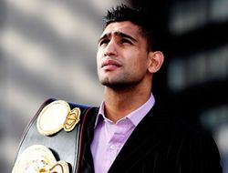 фото - Амир Хан рассказал, как вернёт Мэйуэзера в бокс