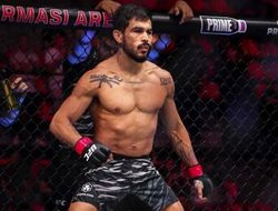 фото - Два бойца уволены из UFC