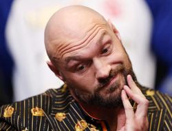 фото - Фьюри вызвался готовить Джошуа к реваншу с Усиком. Мнение Роберта Гарсии