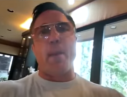 фото - 47-летнему Соннену предлагают возобновить карьеру. Ответ ветерана