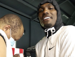 фото - Канело подерётся с обоими Чарло? Контракт подписан, заявил Джермалл