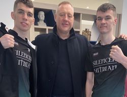 фото - Спаррингёр Ломаченко и фанат Головкина: уверенные победы братьев Маккенна — видео