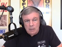 фото - Почему Тайсон кусал перчатку? Рассказывает Тедди Атлас 