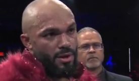 Продолжение позора: Ричардса ограбили в бою за полутитул WBA — видео