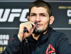 фото - «У меня пик, но это временно». Нурмагомедов — о том, на сколько ещё задержится в элите