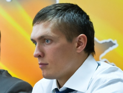 фото - Интервью Александра Усика из тренировочного лагеря; назван соперник украинца