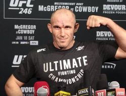 фото - Алексей Олейник оценил Криса Докоса, с которым будет биться в субботу