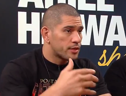 фото - Алекс Перейра: «Не хочу принижать заслуги Анкалаева, но...»