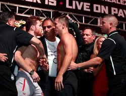 фото - СМИ: Геннадий Головкин и Сауль Альварес договорились о третьем поединке