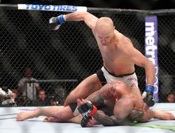 фото - UFC on Fox 18: Александр Яковлев нокаутировал Джорджа Салливана