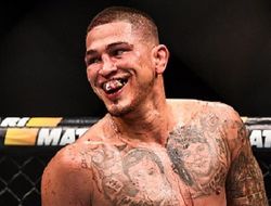 фото - UFC 249. Энтони Петтис опять победил Дональда Серроне