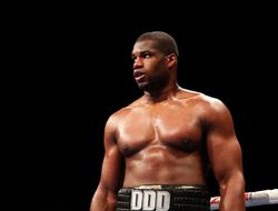 фото - Дюбуа по-быстрому уничтожил Снайдерса