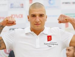 фото - Ярослав Амосов против Андерсона де Кейроша: 18 марта в Краснодаре