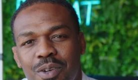 Усик может провести бой с легендой ММА — в команде открыты