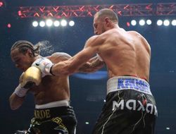 фото - Видео нокаута в поединке Сергея Ковалёва и Энтони Ярда