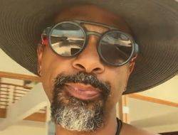 фото - Дэвида Хэя спросили, кто выиграет — Альварес или Сондерс