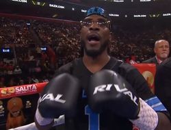 фото - Так себе камбэк. Харрисон падал, едва не влетел гейткиперу: видео