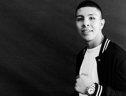 фото - Чарло против Хайме Мунгуйи на американском юге: за планом стоит Оскар Де Ла Хойя