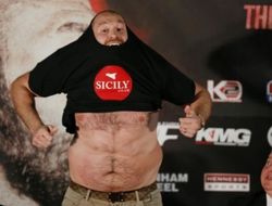 фото - Тайсон Фьюри просит помочь с выбором оппонента — Александр Поветкин в списке