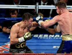 фото - Третий бой между Головкиным и Альваресом состоится в сентябре? Отвечает тренер