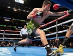 Сепеда уверенно побил Диаса: видео