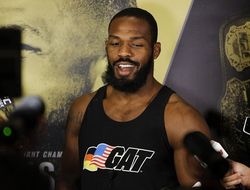 фото - Джон Джонс провалил тест на допинг перед реваншем с Густафссоном. Но его не накажут