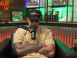 фото - Уиттакер или Чимаев? Шауб ставит на андердога