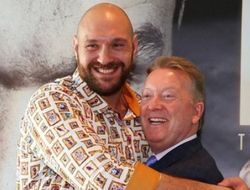 фото - Фрэнк Уоррен: У Джошуа не захотят драться с Тайсоном Фьюри, если тот победит Уайлдера