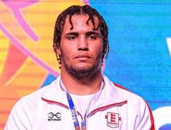 фото - Уоррен взял к себе 18-летнего супертяжа: осенью тот побил Зеленского — фото