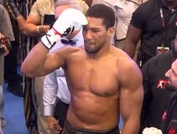 фото - Zuffa Boxing предлагала Джошуа 400 млн USD — СМИ
