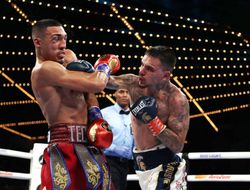 фото - Эдди Хирн включил режим Санта Клауса и обратился к Джорджу Камбососу