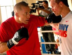 фото - Джордж Сен-Пьер начинает тренировочный лагерь у Фредди Роуча