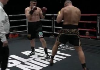  Камбэк Хука: возрастной экс-чемпион не смог удосрочить джорнимена — видео