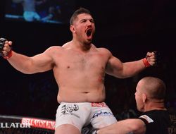 фото - Сергей Харитонов жёстко нокаутирован в дебютном поединке в Bellator