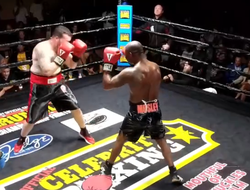 фото - 53-летний Мосли вернулся в бокс и вновь «стал чемпионом мира»: видео