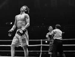 фото - «Паундовый» чемпион продолжит карьеру в новом весе. Заказан бой за «полутитул»