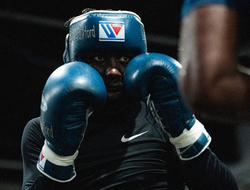 фото - Эксперт резко поменял своё мнение, когда речь зашла о поединке Кроуфорд-Эннис